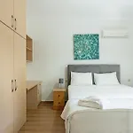 Elegant Living 阿尔戈斯托利翁