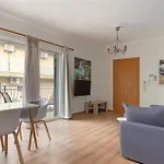 Elegant Living * 阿尔戈斯托利翁