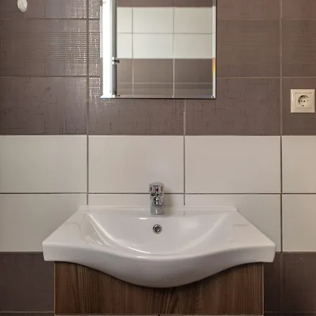 Elegant Living
